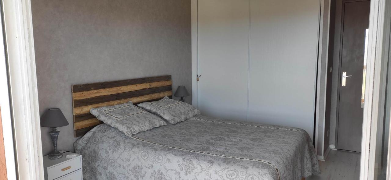 Appartement Lumineux Vue Mer Fréjus Eksteriør billede